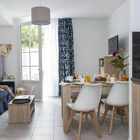 Studio In Local Style On The Beautiful Island Ile De Re Appartamento *